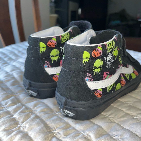 Glow in the Dark!! Trippy dip Vans Kids Sk8-Mid Reissue V Shoe - Picture 3 of 8